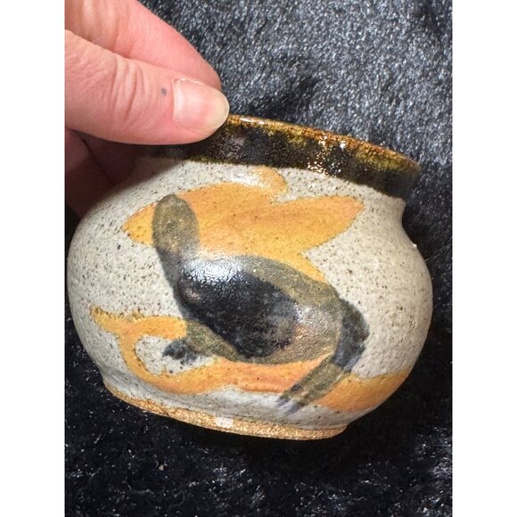 Handcrafted Ceramic Small Vase With Abstract Design - Picture 2 of 9